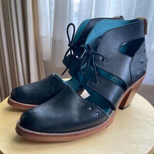 pskaufman Black Leather Heel Boots Size 9